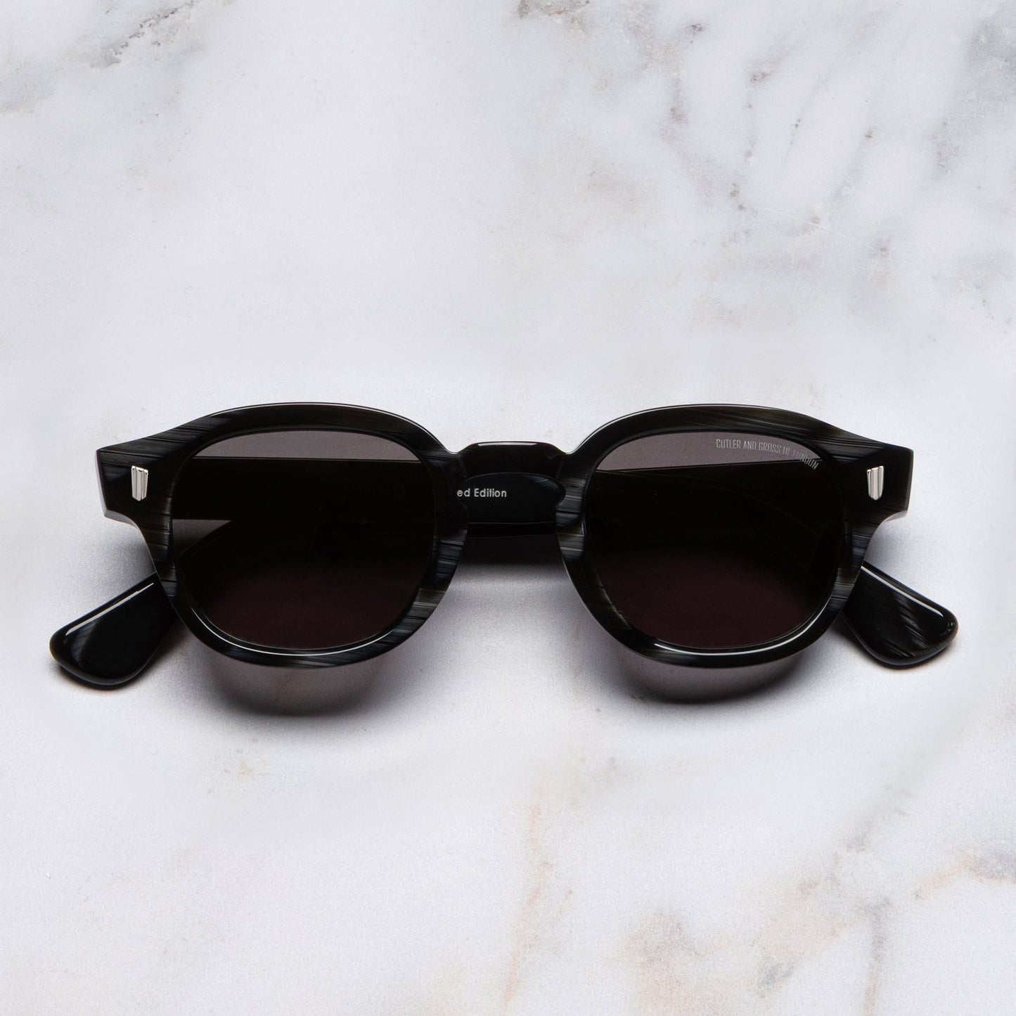 Cutler and Gross 9290 Round Sunglasses