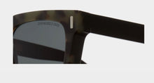 Load image into Gallery viewer, Cutler and Gross 1305