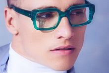 Load image into Gallery viewer, KIRK & KIRK Centena Percy