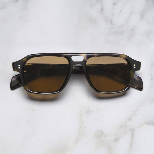 Cutler and Gross GR15 Aviator Polarised Sunglasses